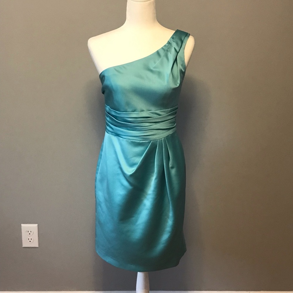 David’s Bridal Cocktail Dress 👗